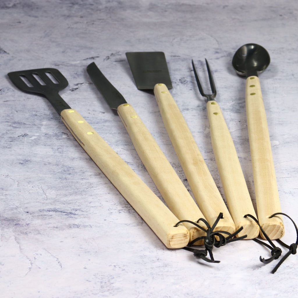 Set of BBQ Long Flateware