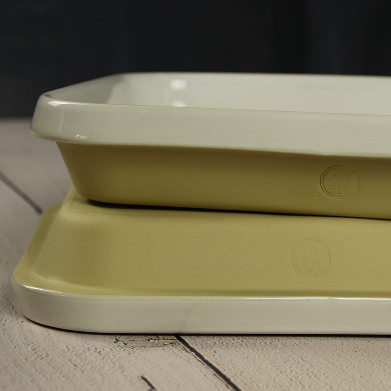 Rectangular White Terracotta Dish 31x26x5,5cm