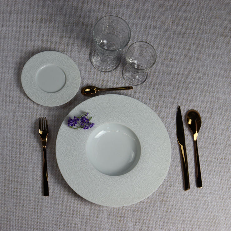 Degrenne Round shallow bowl set with blue flower